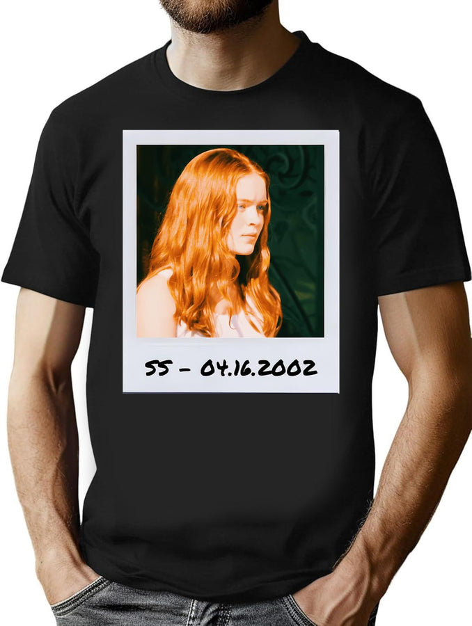 Funny Gifts For Sadie Sink Retro Vintage T-Shirt for Men & Women, T-Shirts Graphic Tee - Black