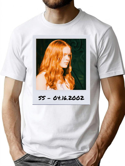 Funny Gifts For Sadie Sink Retro Vintage T-Shirt for Men & Women, T-Shirts Graphic Tee - Black