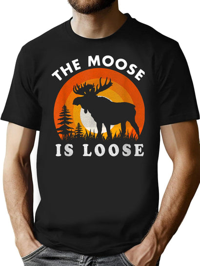 Retro Vintage Moose Is Loose Funny Moose Lover T-Shirt for Men & Women, T-Shirts Graphic Tee - Black