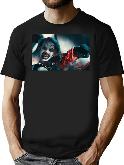 Terrifier 2 - Little Pale Girl Holding The Head Of Art The Clown T-Shirt for Men & Women, T-Shirts Graphic Tee - Black