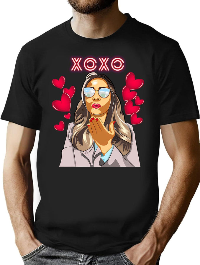Xoxo Kiss Me Dalling Flexis00 Bootleg Graphic T-Shirt - Black